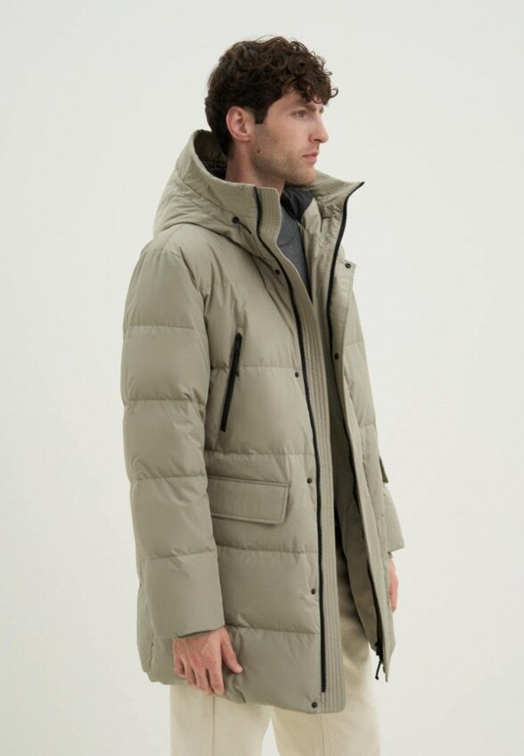 Пуховик Finn Flare