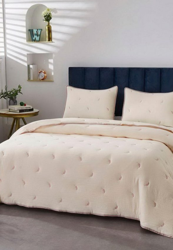 Комплект с покрывалом Sofi De Marko