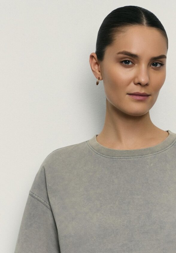 Футболка Zarina