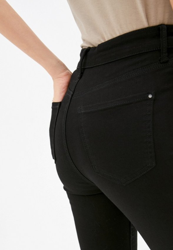 Джинсы Colin's