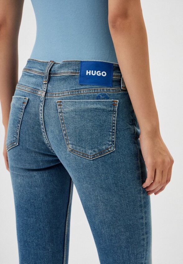 Джинсы Hugo