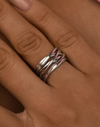 Широкое серебряное кольцо с рельефом MIESTILO  MIE женщинам