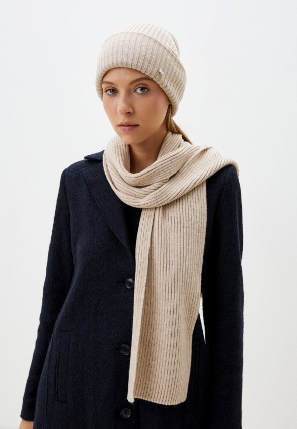 Шапка и шарф Ferz