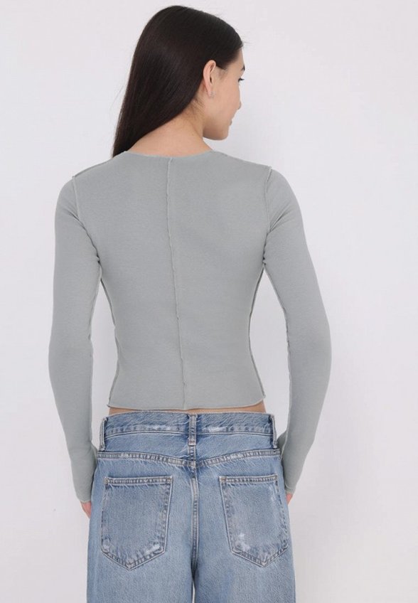 Лонгслив Апрель