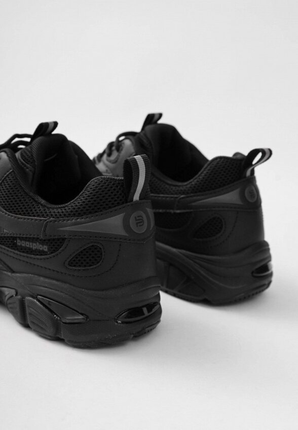 Кроссовки Baasploa