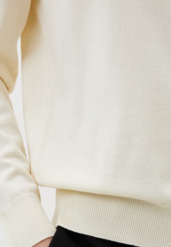 Пуловер Auranna