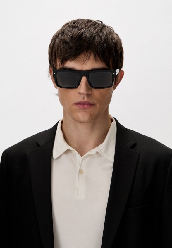 Очки солнцезащитные Prada