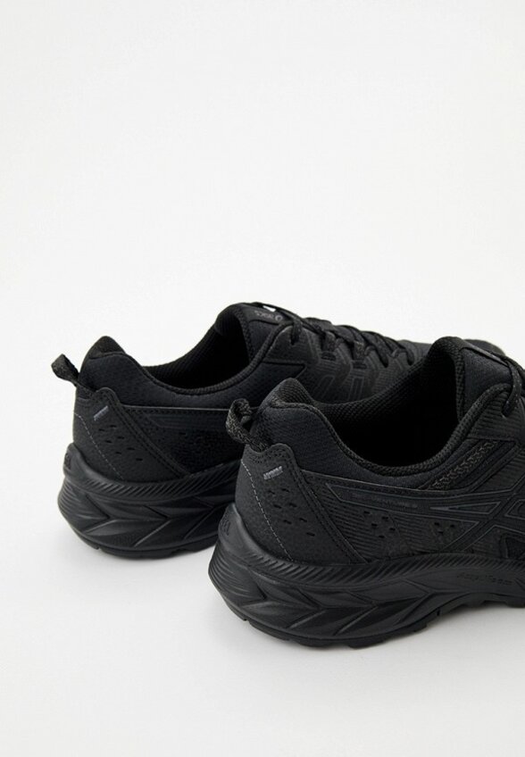 Кроссовки ASICS