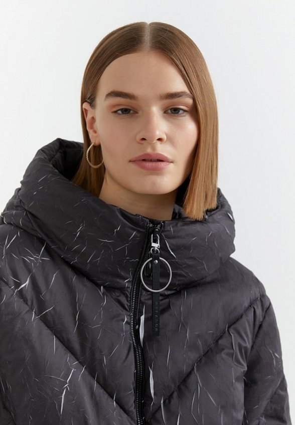 Пуховик M.Reason