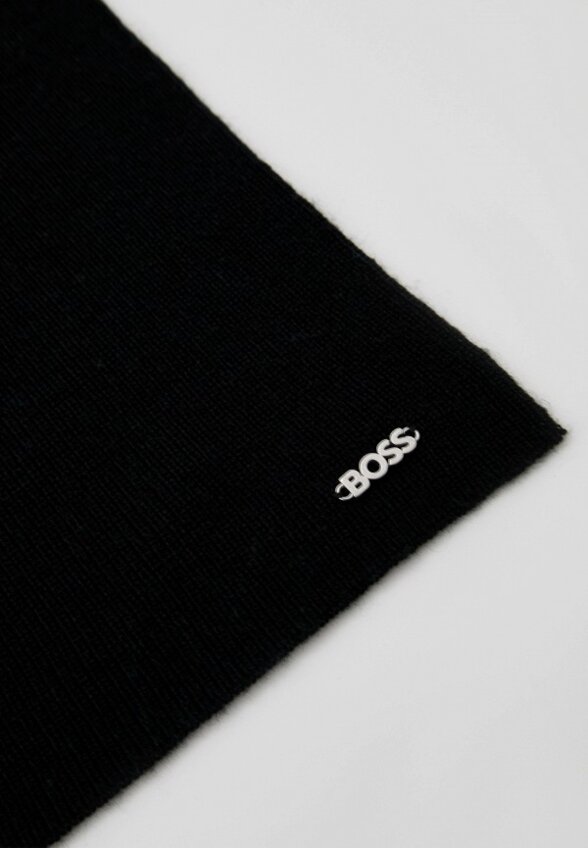 Шапка и шарф Boss