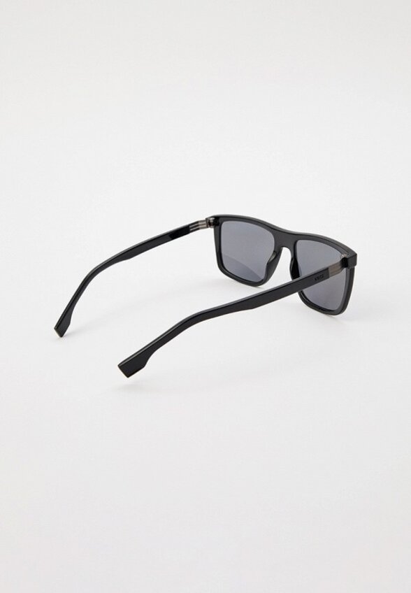 Очки солнцезащитные Boss