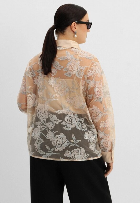 Блуза и топ Lilly Bennet