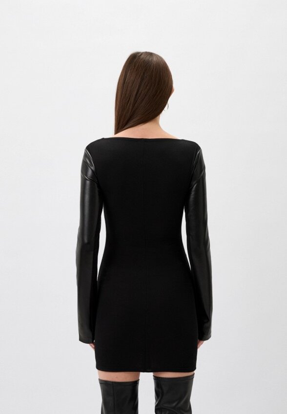 Платье Nanushka