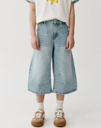 Удлиненные джинсовые шорты с декоративными швами для девочек детям