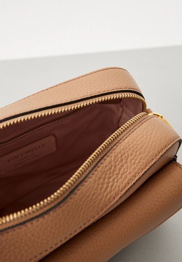 Сумка Coccinelle