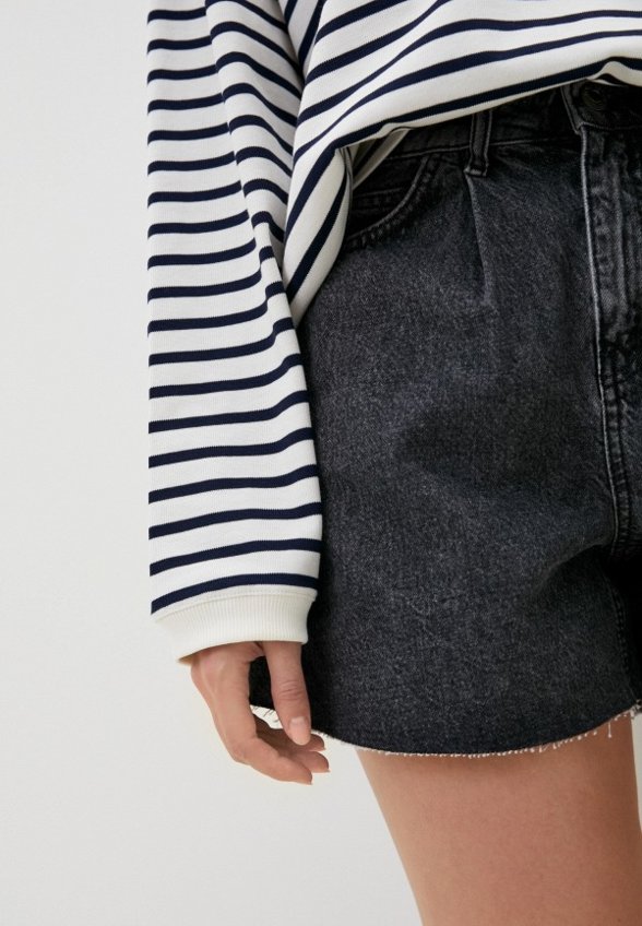 Шорты джинсовые Love Republic