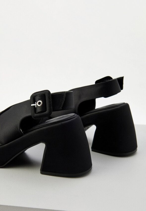 Босоножки Ganni