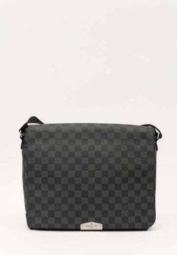 Louis Vuitton District