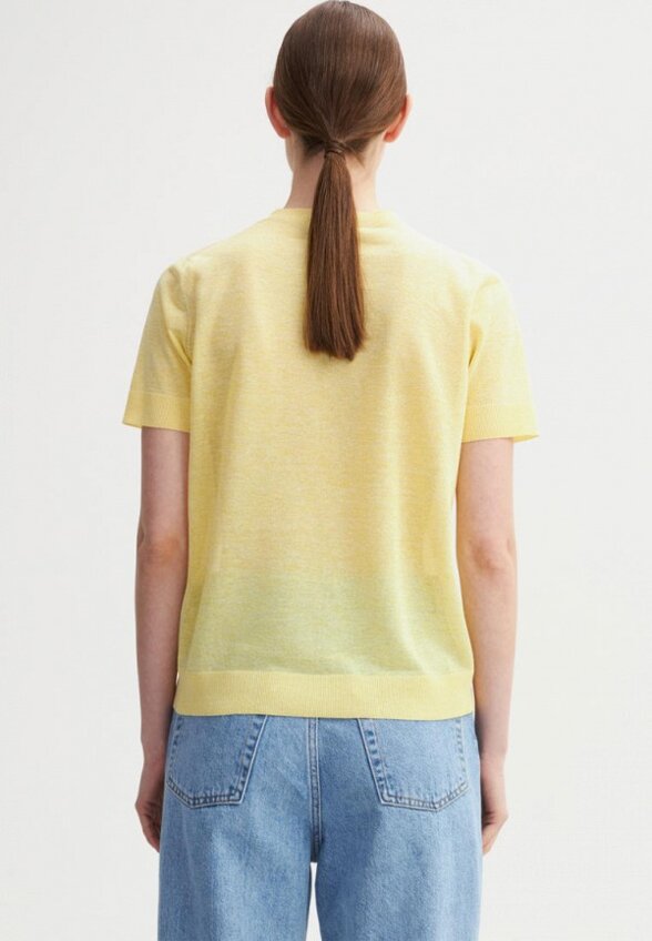 Футболка And the Brand