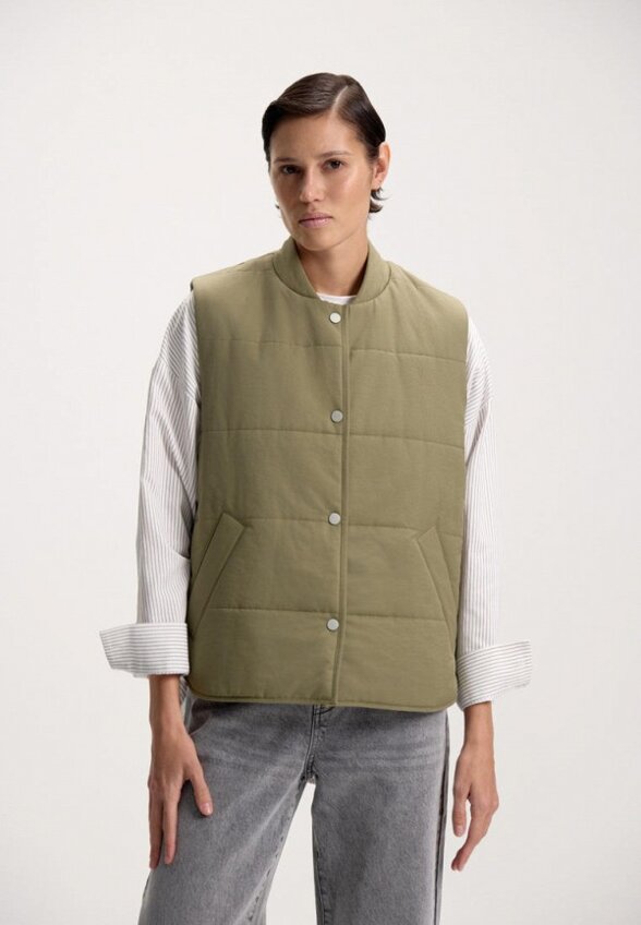 Жилет утепленный Nice One