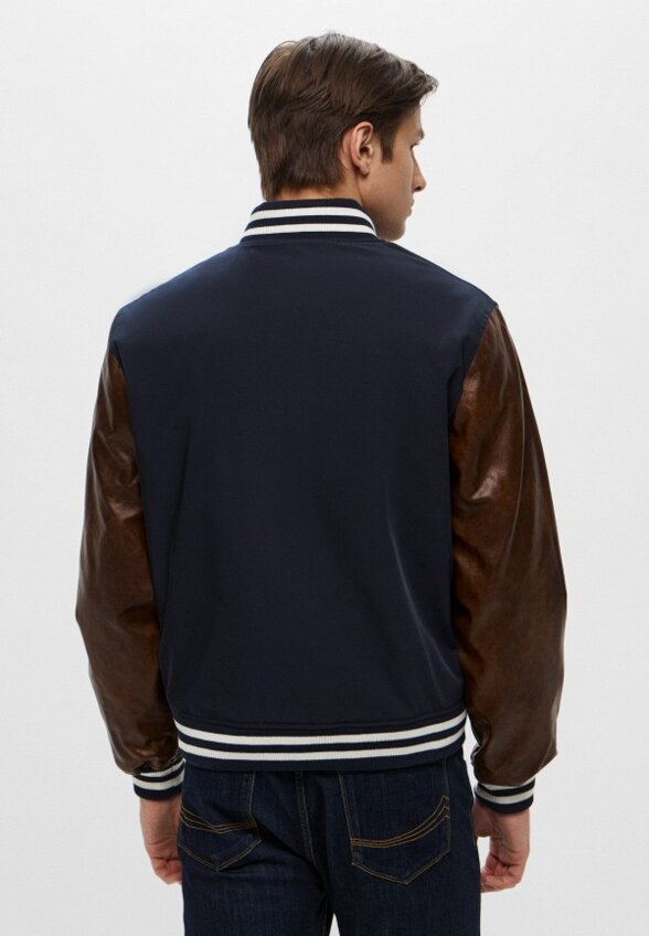 Куртка утепленная Guess