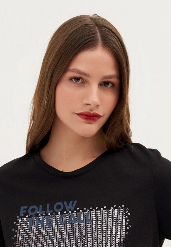 Футболка Smith&Soul