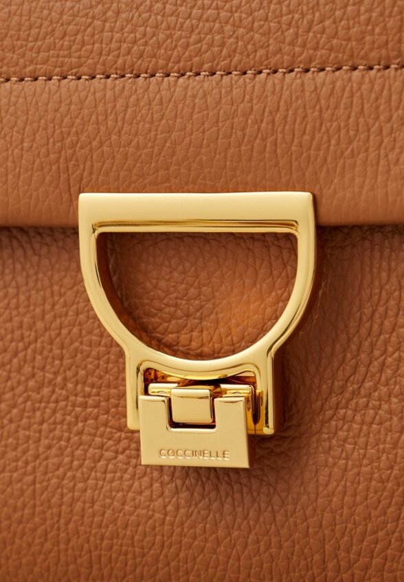 Сумка Coccinelle