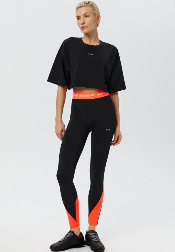 Футболка Neverlate