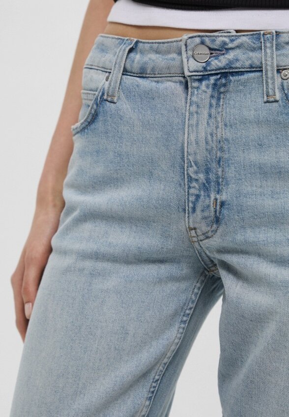 Джинсы Calvin Klein