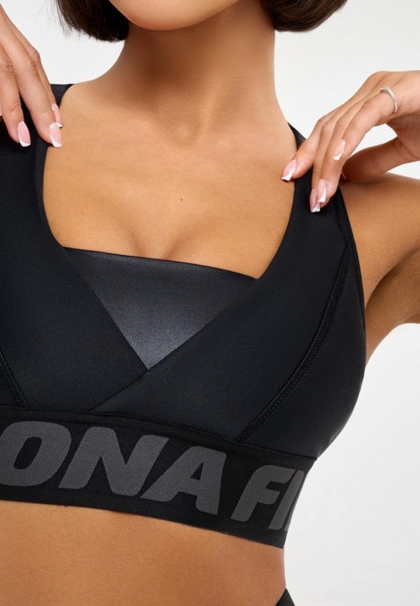 Топ спортивный Bona Fide