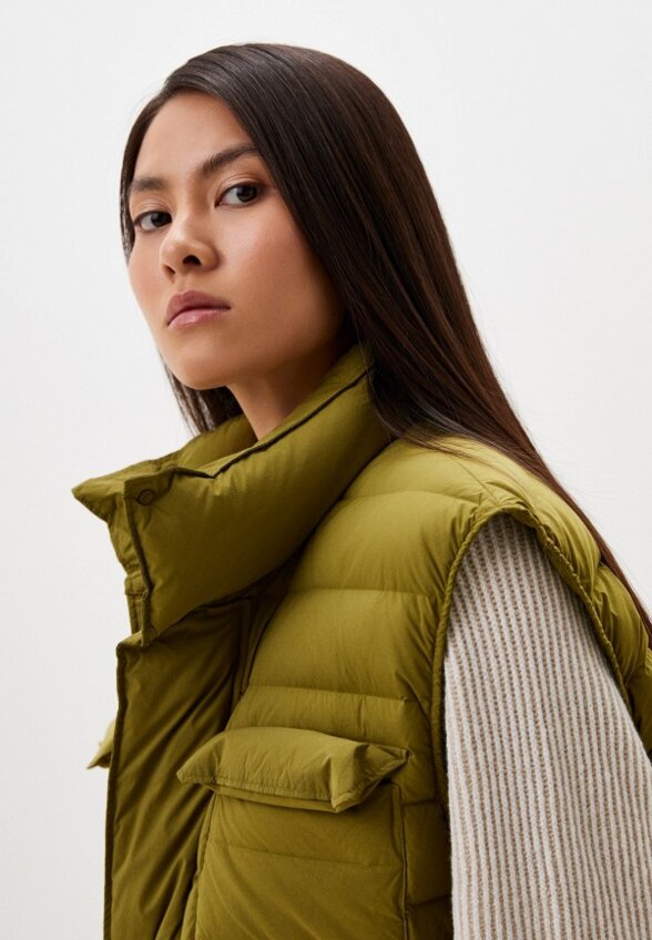 Жилет утепленный JNBY