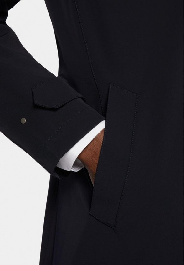 Плащ Boggi Milano