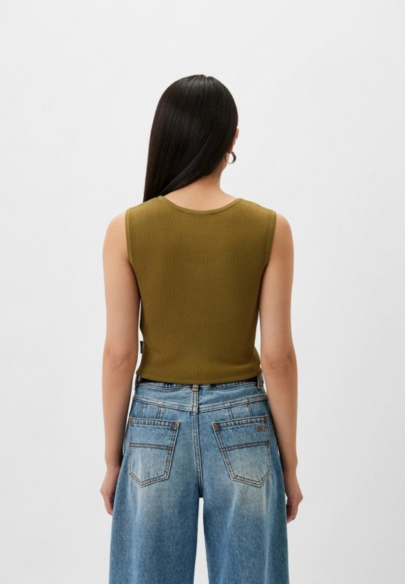 Топ John Richmond