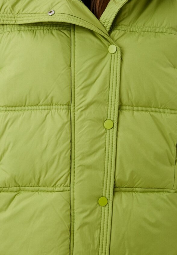 Пуховик Снежная Королева