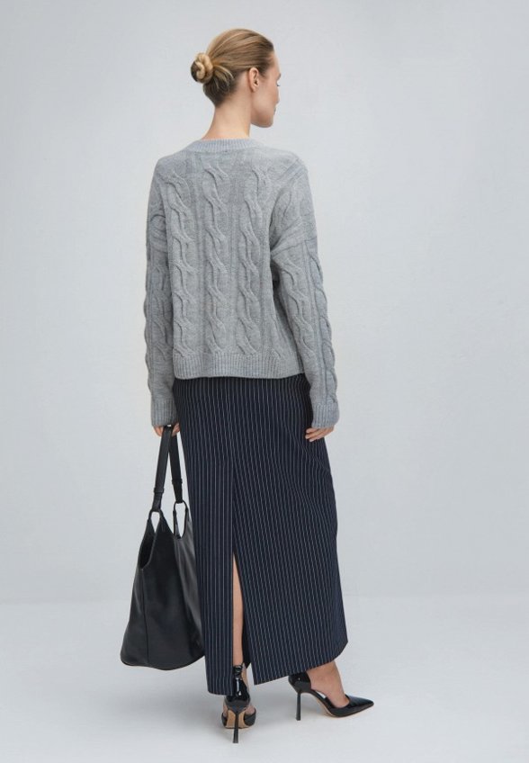 Пуловер Top Top