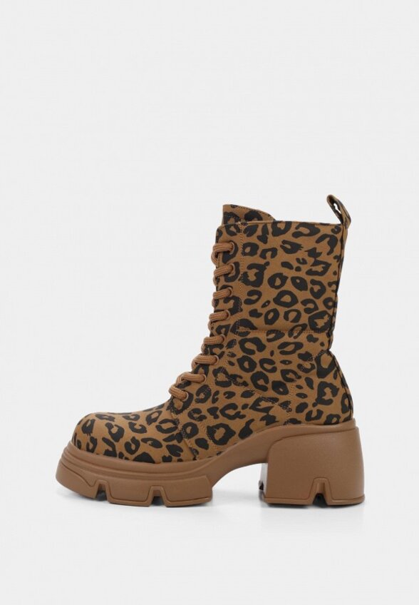 Полусапоги Llevv Group