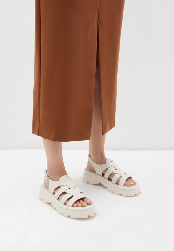 Сандалии Basconi