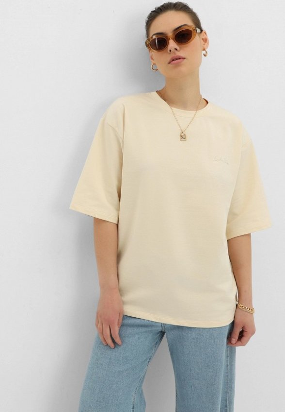 Футболка Calin Doux