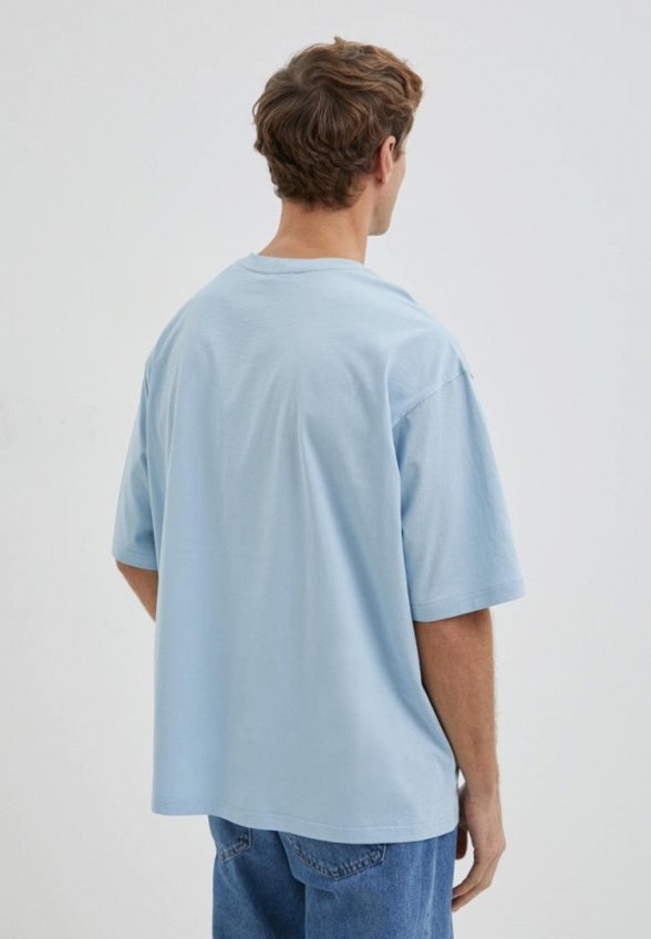 Футболка Finn Flare