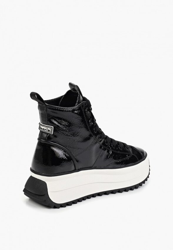 Кроссовки Tamaris