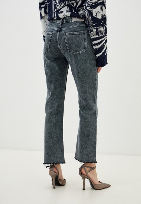 Джинсы Mossmore