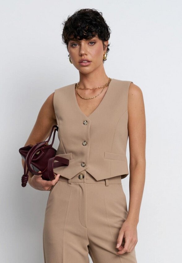 Жилет Darsi.studio