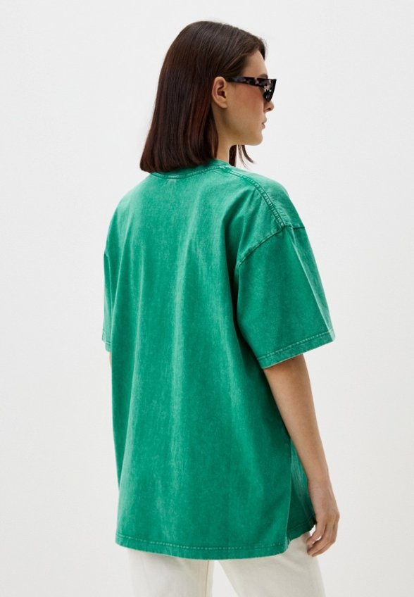 Футболка и брошь Francesca Peretti