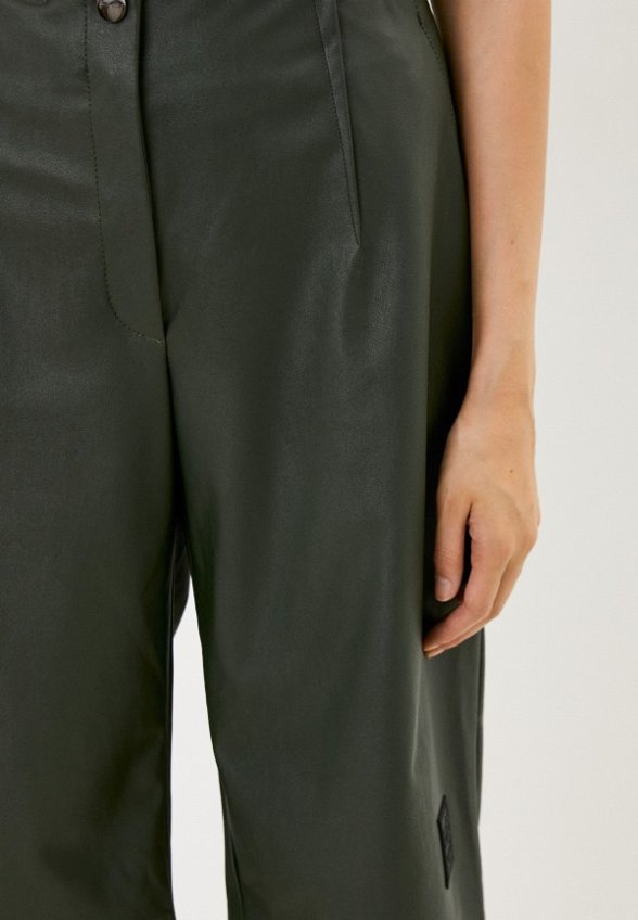 Шорты кожаные Helmidge