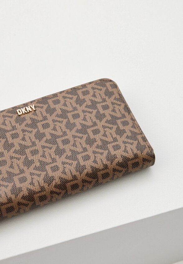 Кошелек DKNY