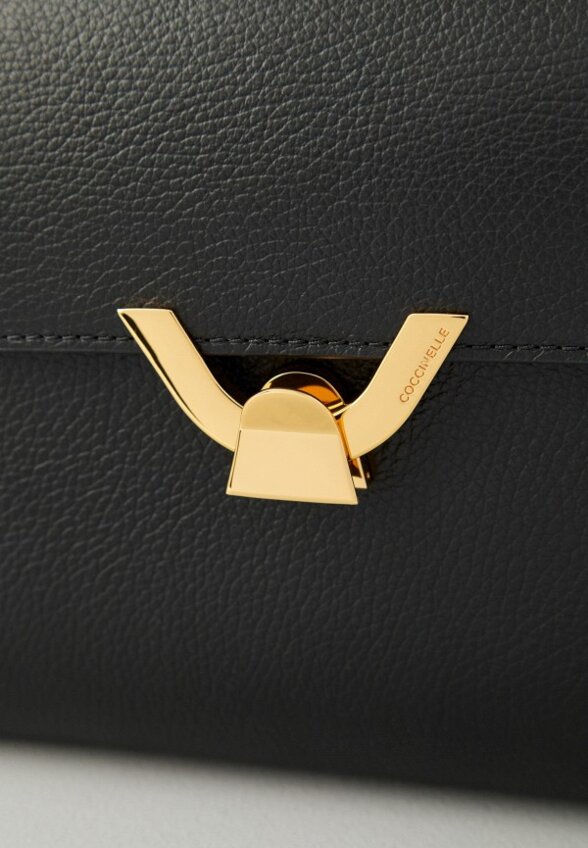 Сумка Coccinelle