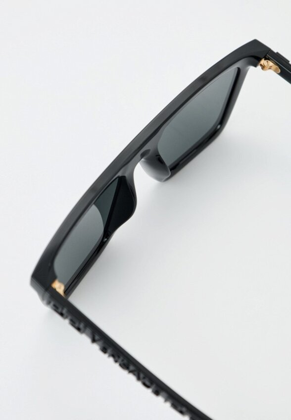 Очки солнцезащитные Versace