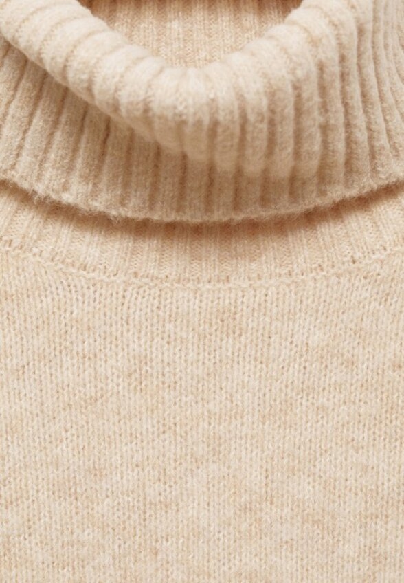 Водолазка Mango