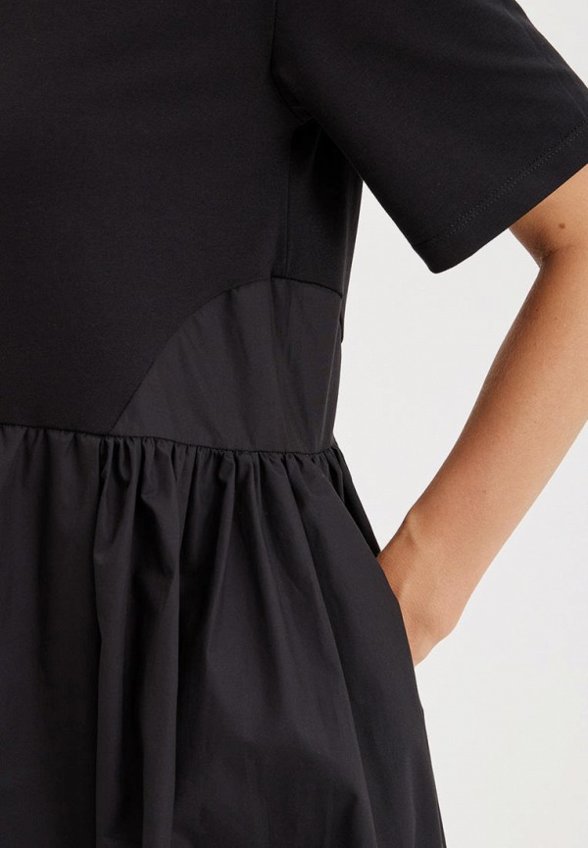 Платье Bstatement