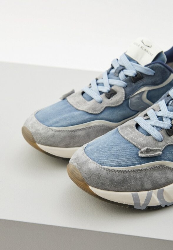 Кроссовки Voile Blanche